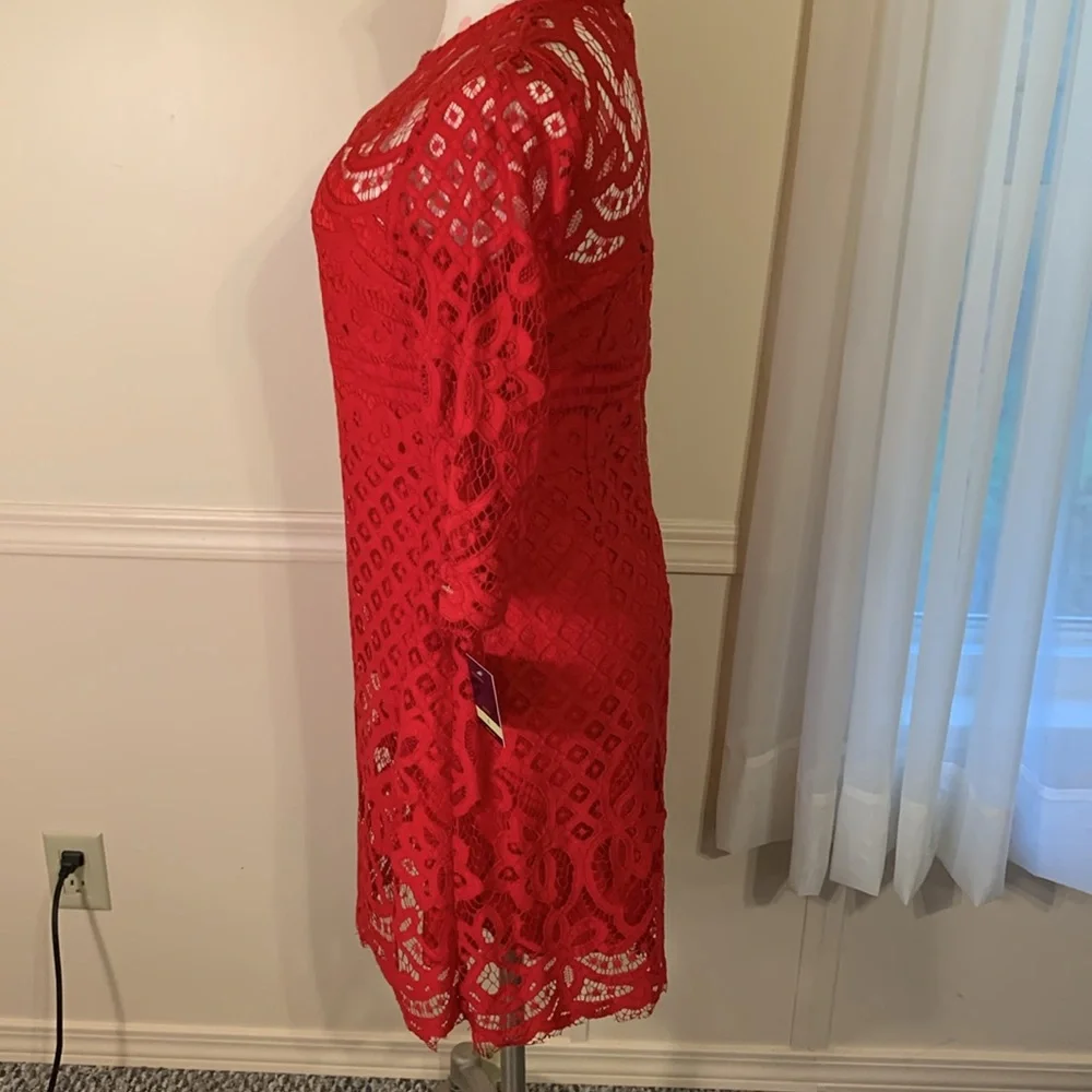 Just Taylor Elegant Red Lace Dress Sz 4 NEW Gorgeous body lined Sheer neck/Arms